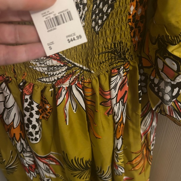 Ruffled Tropical Print Maxi Dress - Picture 3 of 4